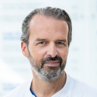 Dr. Boris El Hamalawi Dr. Boris El Hamalawi