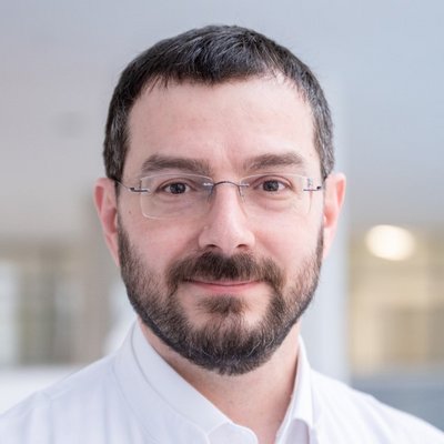 Dr. med. Sezayi Yilmaz Dr. med. Sezayi Yilmaz