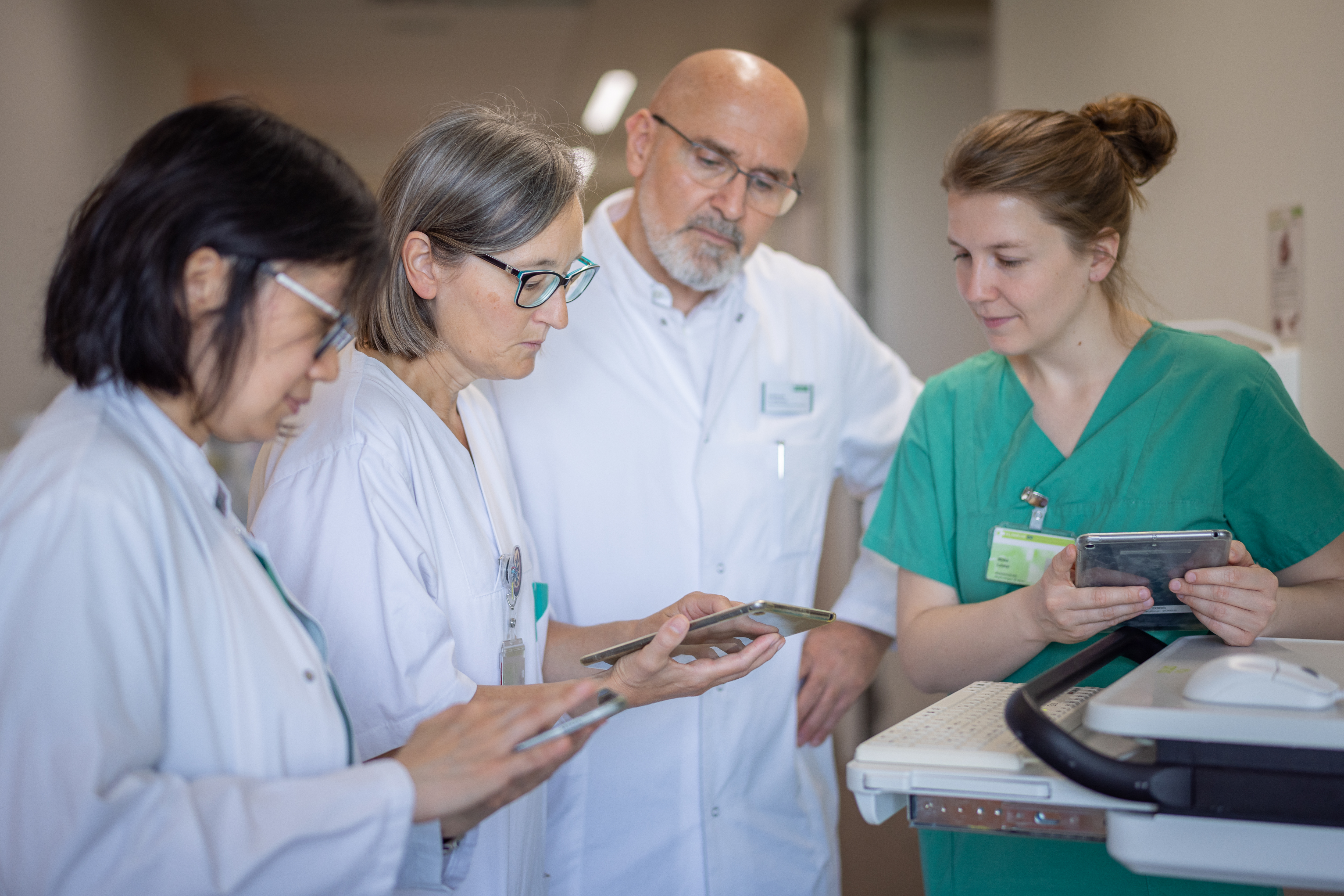 Dr. Fedai Özcan mit seinem Team